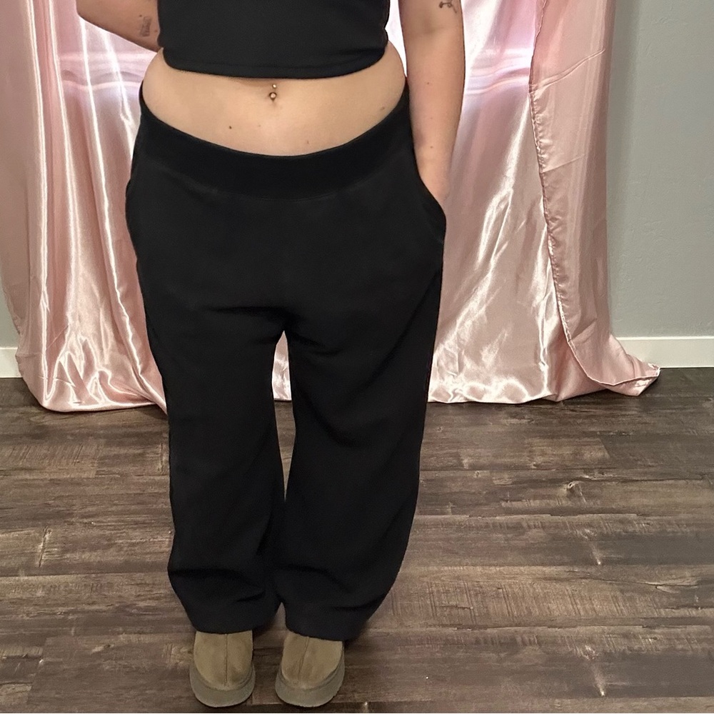 Athleta Black Sweatpants Relaxed Fit